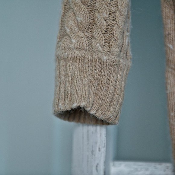 American Eagle Cardigan Sweater - Picture 4 of 4